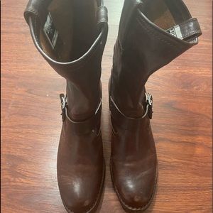 Frye tan engineer boots.